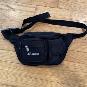Black fanny pack